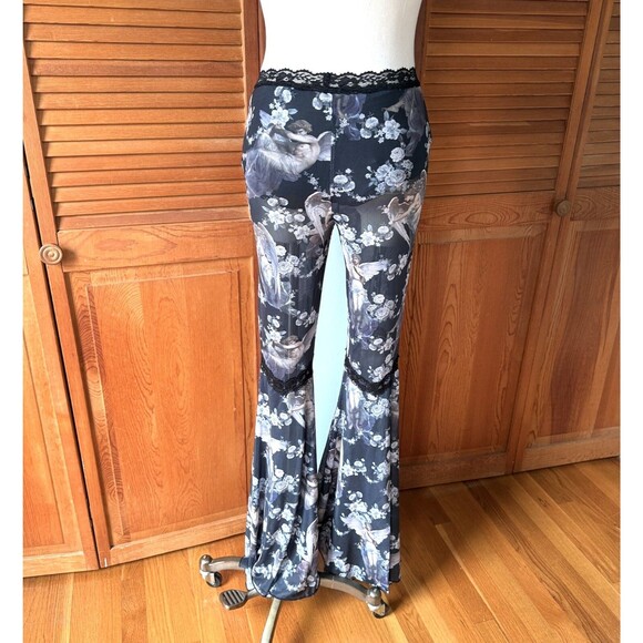 Dolls Kill Gothic Victorian Come My Sweet Angle Flower Lace Flares Leggings S - Picture 7 of 11